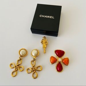 Vintage CHANEL JEWELRY